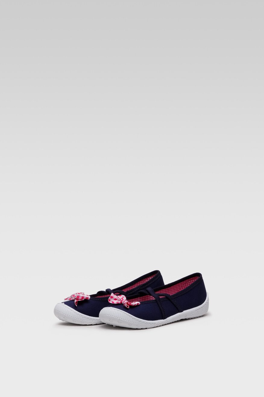 
                MB - Kapcie z aplikacją granatowe - 5904248262440