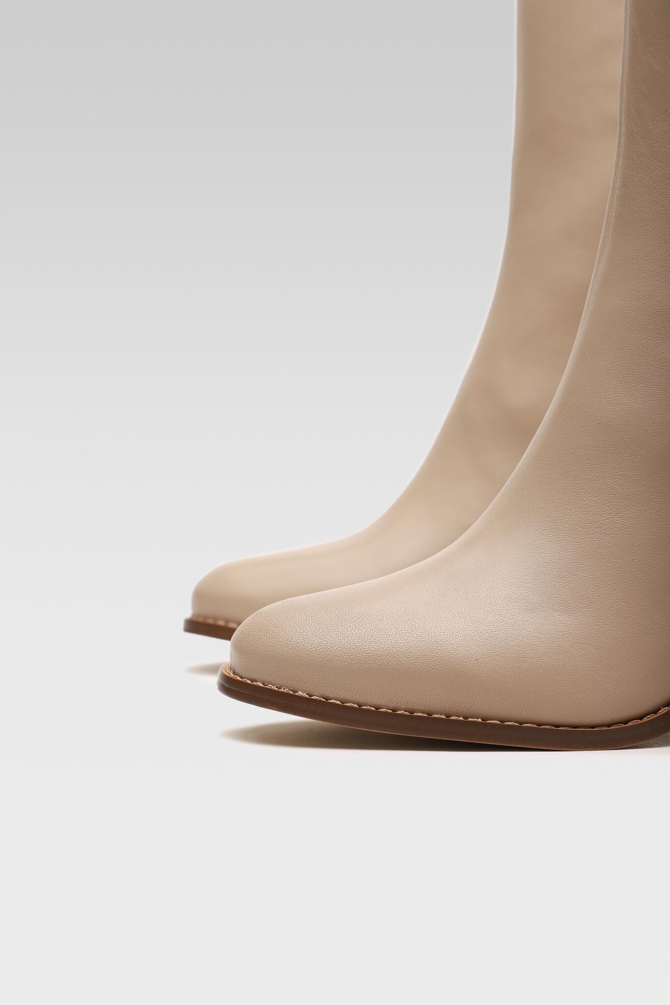 Botki Gino Rossi C003-02 Beżowy