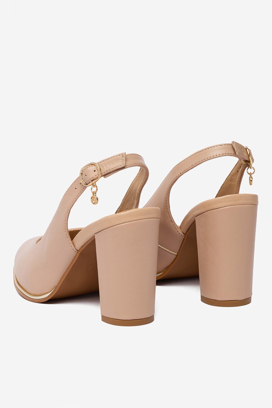 
                Елегантни обувки Lasocki ТЪМНОБЕЖОВ - 5906751726006