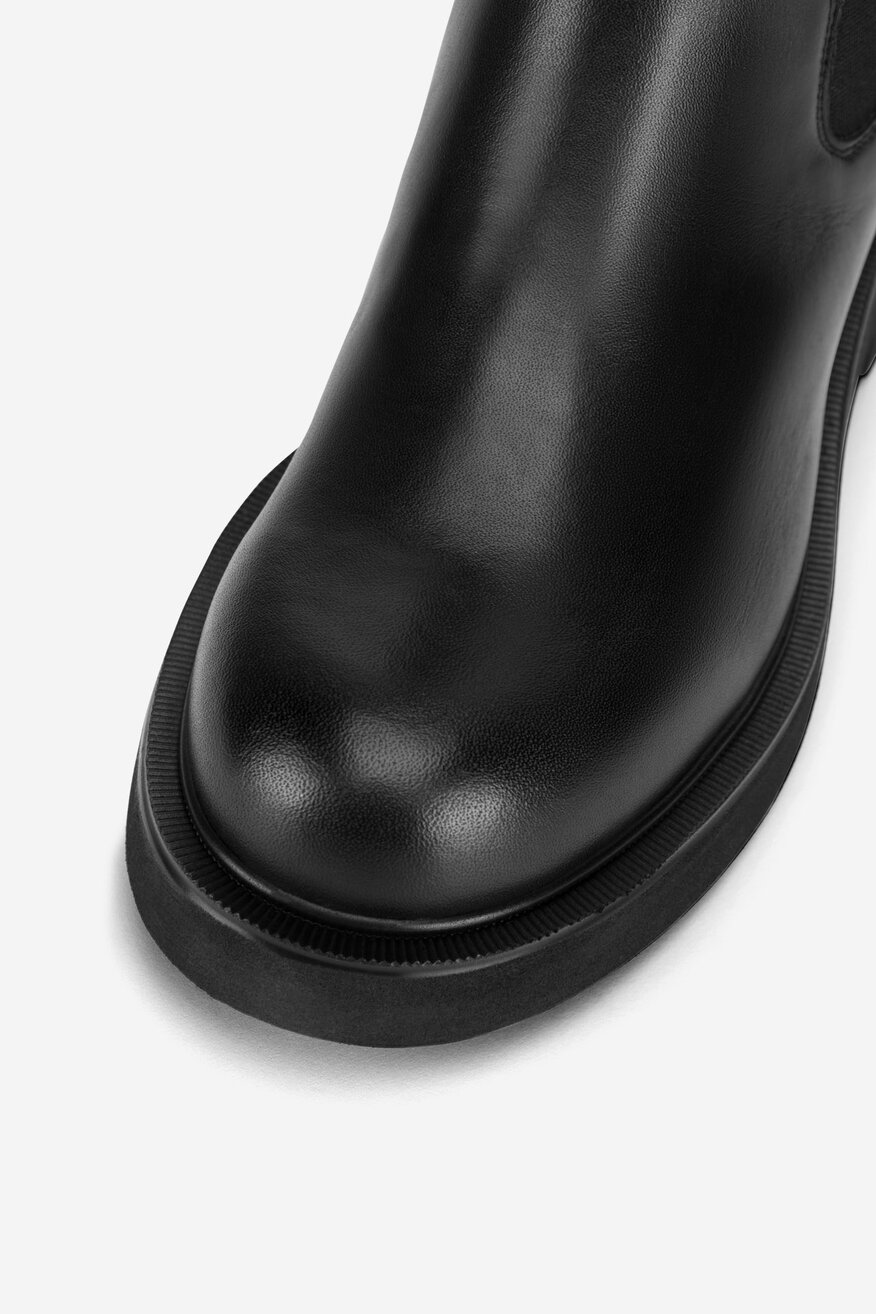 
                Kratke čizme Gino Rossi CRNA - 5905588844426