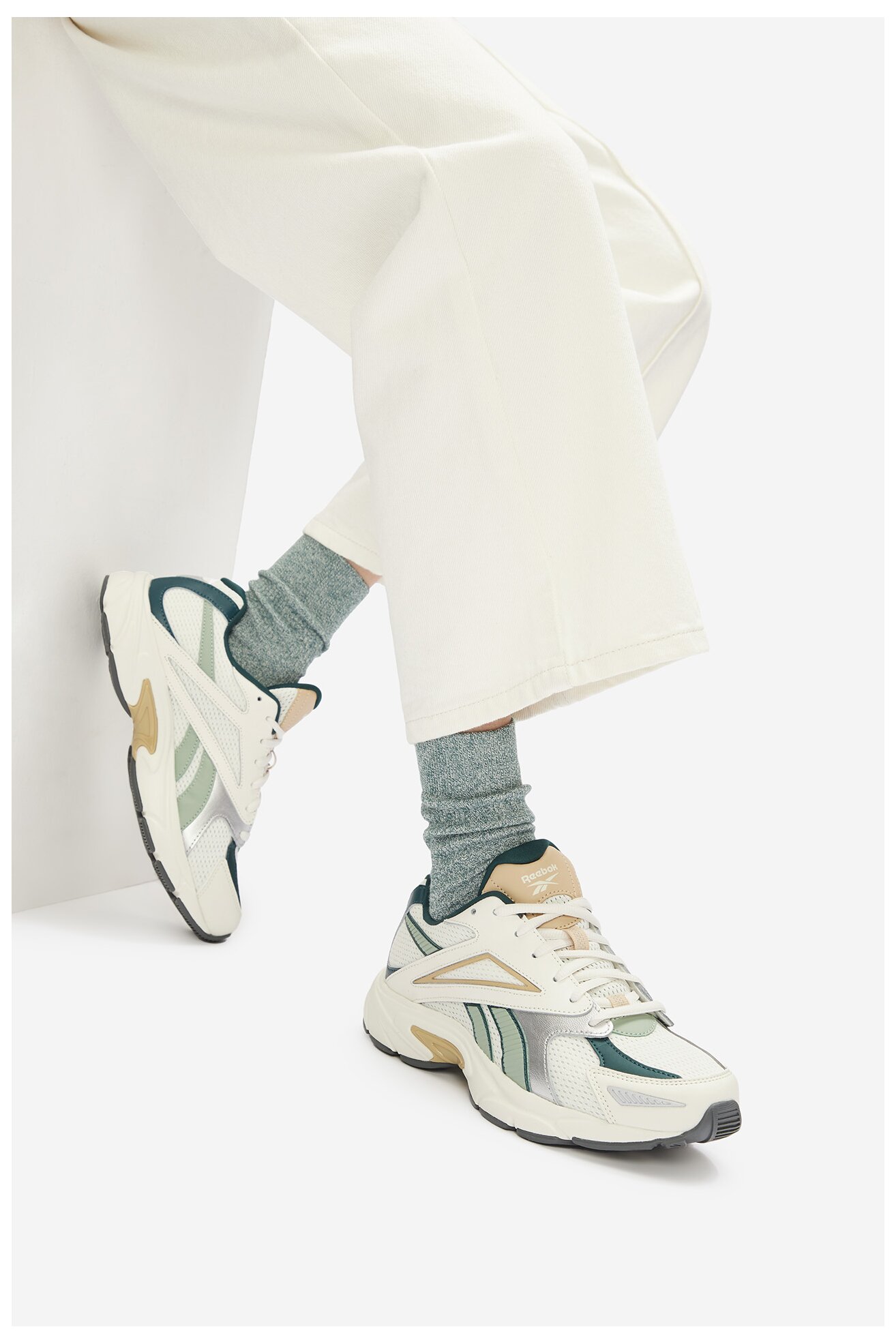 Sportovní obuv Reebok ROAD PRIME 100234729 BÉŽOVÁ