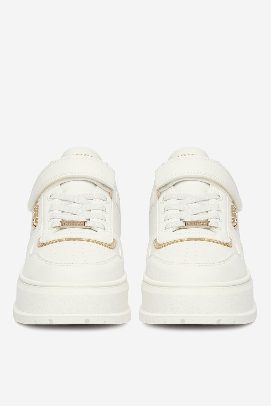 
                        Сникърси GUESS CEOWB-V12-1148 БЯЛ - 5906751757796