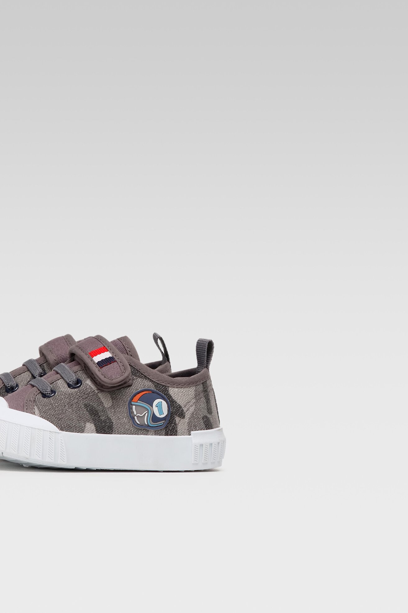 Papuče Action Boy CF2339-1 SIVA