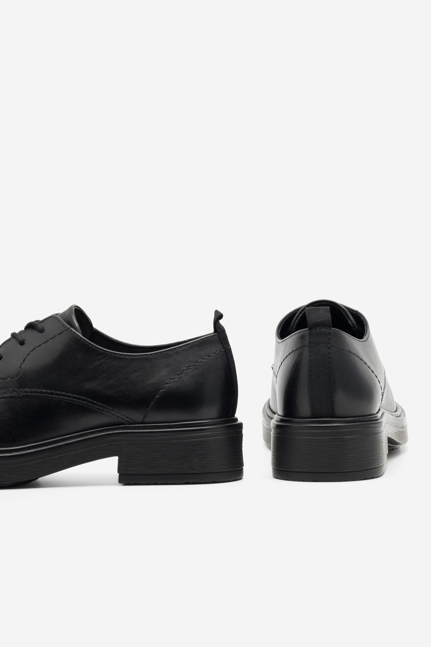 
                Lasocki - Skórzane półbuty czarne - 5904862591391