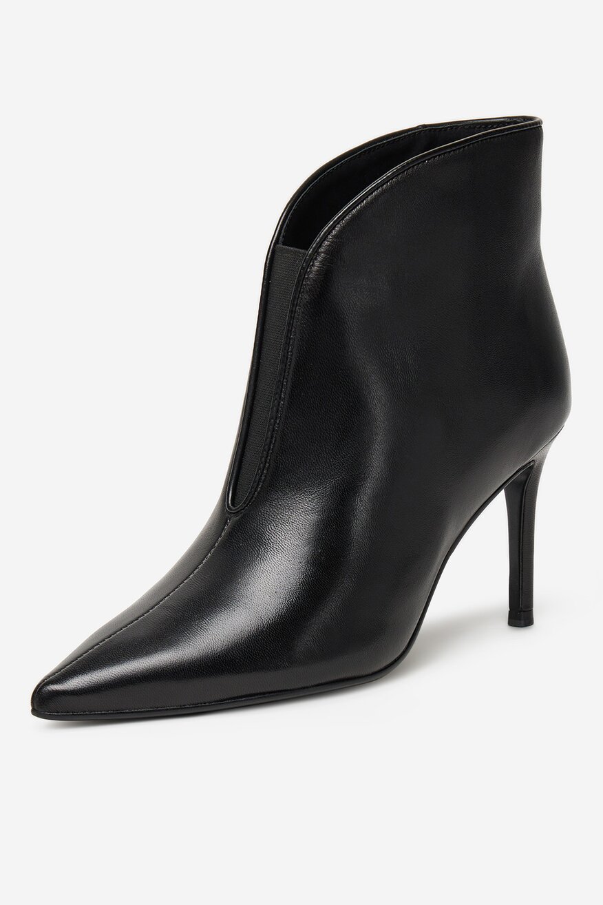 
                Bokacsizma EVA MINGE FEKETE - 5906751338506