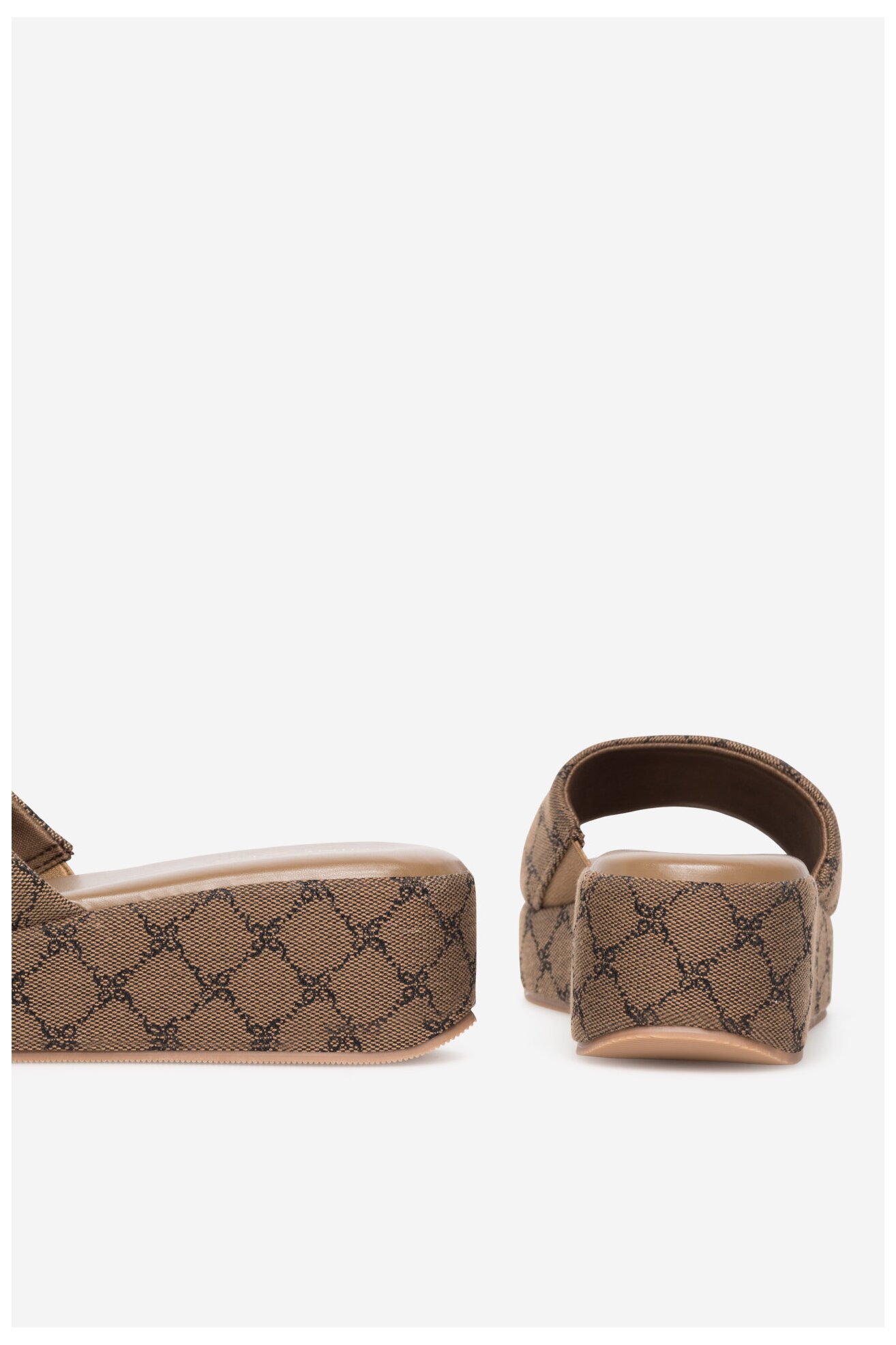 Klapki NINE WEST WFA2789-1 Beżowy ciemny