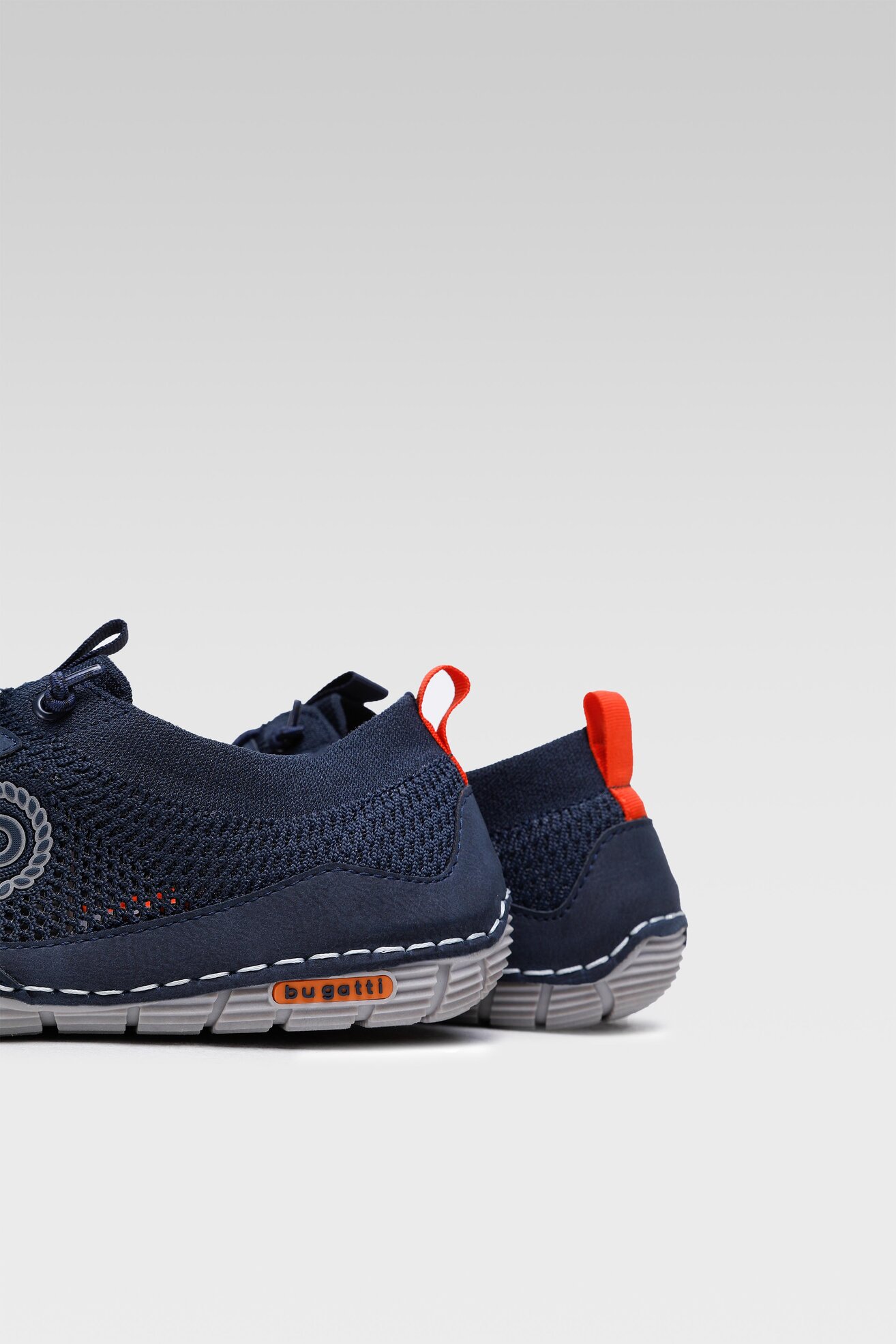 Półbuty Bugatti 325-A3504-6900-4100 Granatowy