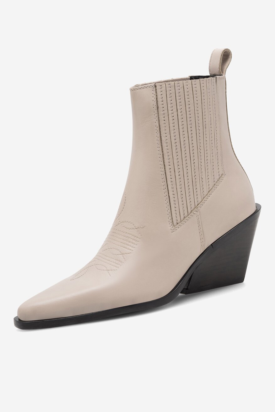 
                Bokacsizma Badura FEHÉR - 5905588003571