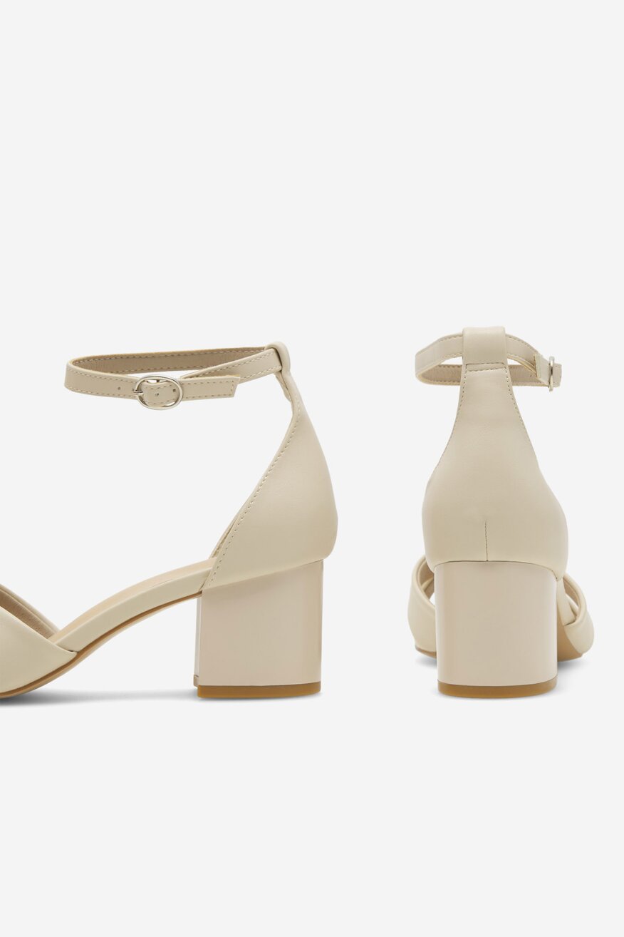 
                Jenny Fairy - Sandały na słupku - 5905588306238