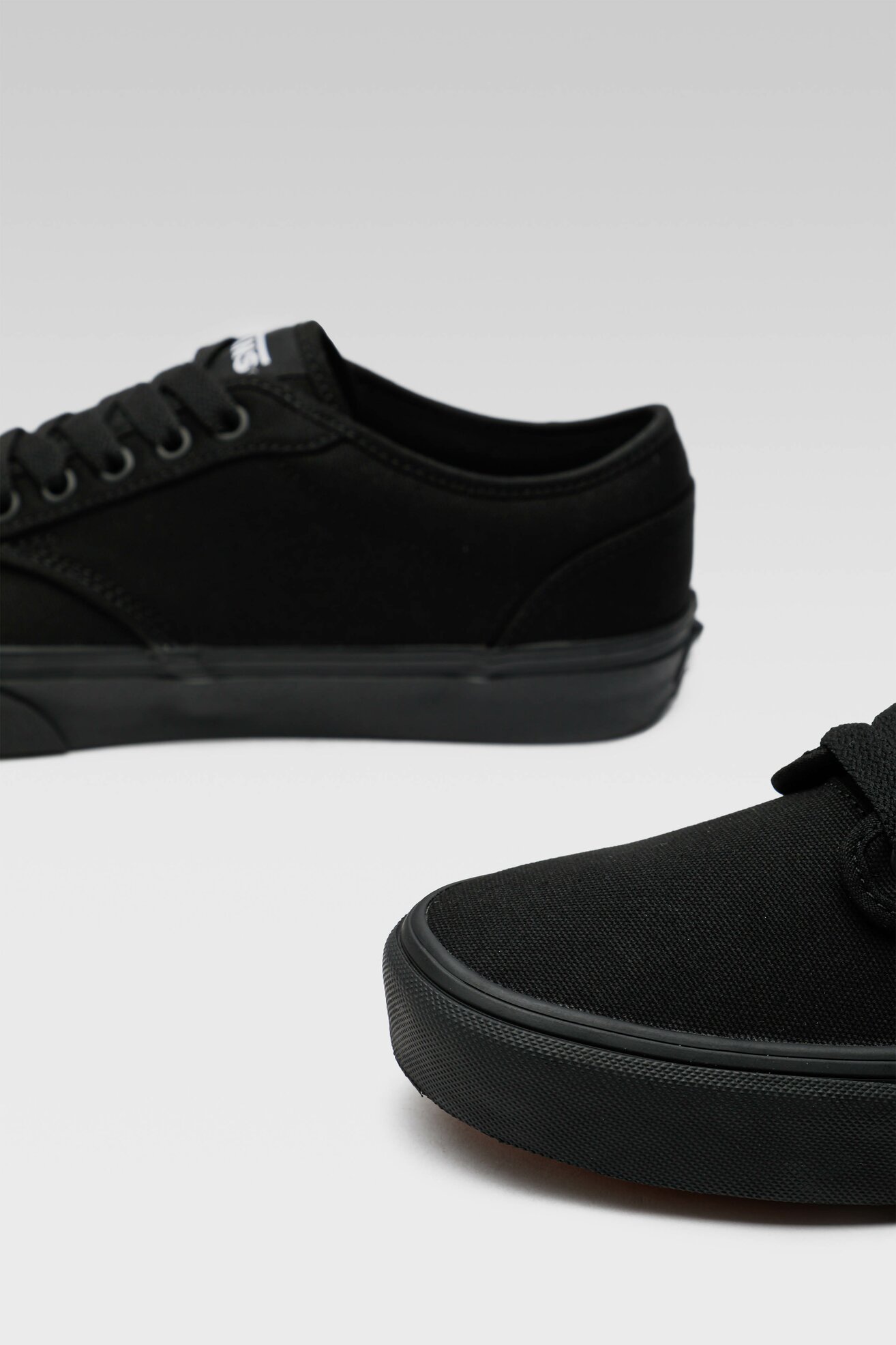 Trampki Vans ATWOOD VN000TUY1861 Czarny