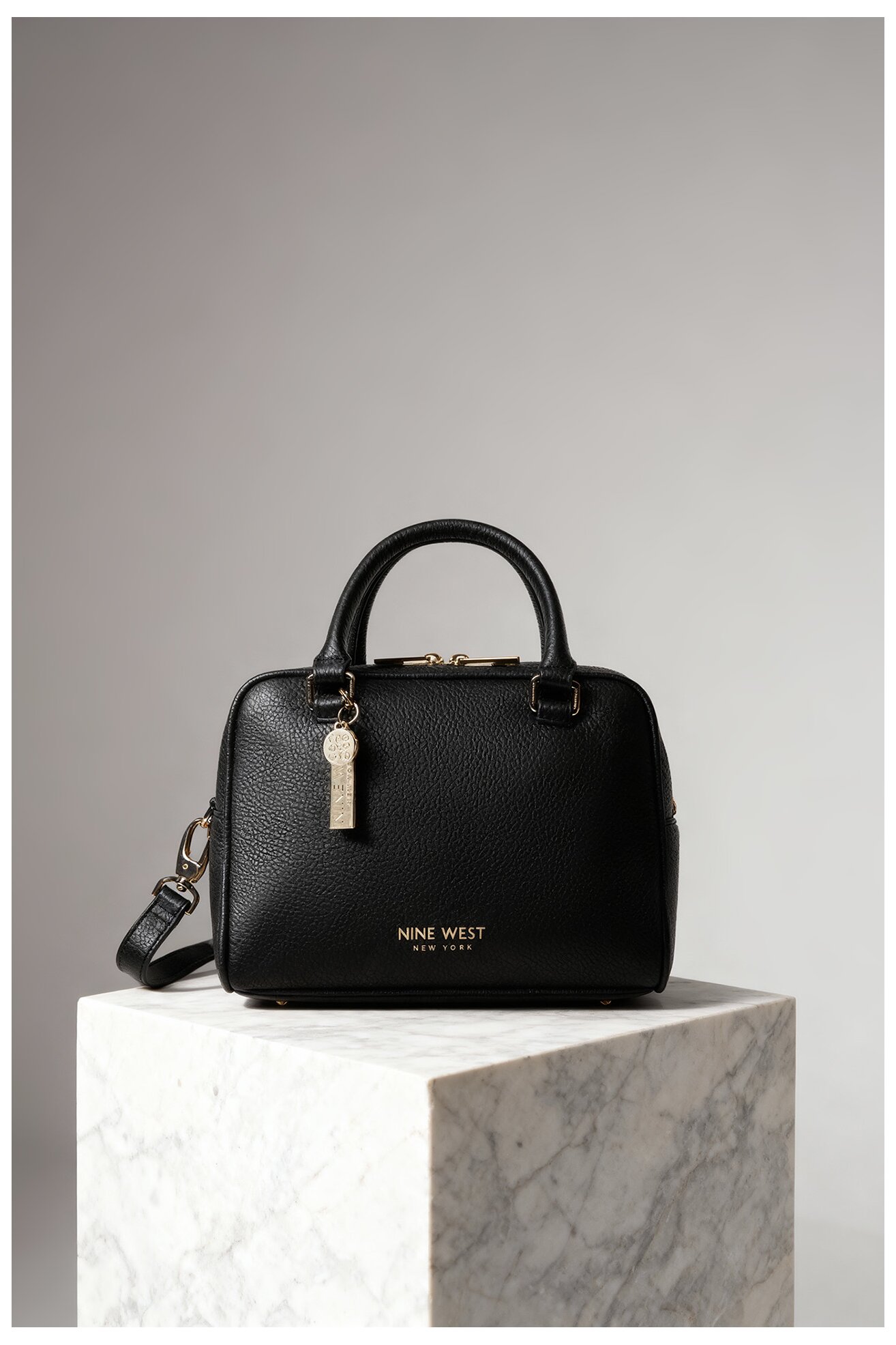 Kézitáska NINE WEST CEO-BROOKLYN-BLISS-LX10159 FEKETE