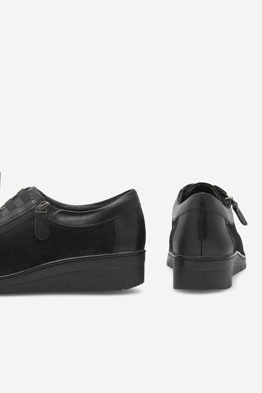 
                Félcipő Go Soft FEKETE - 5905588384618