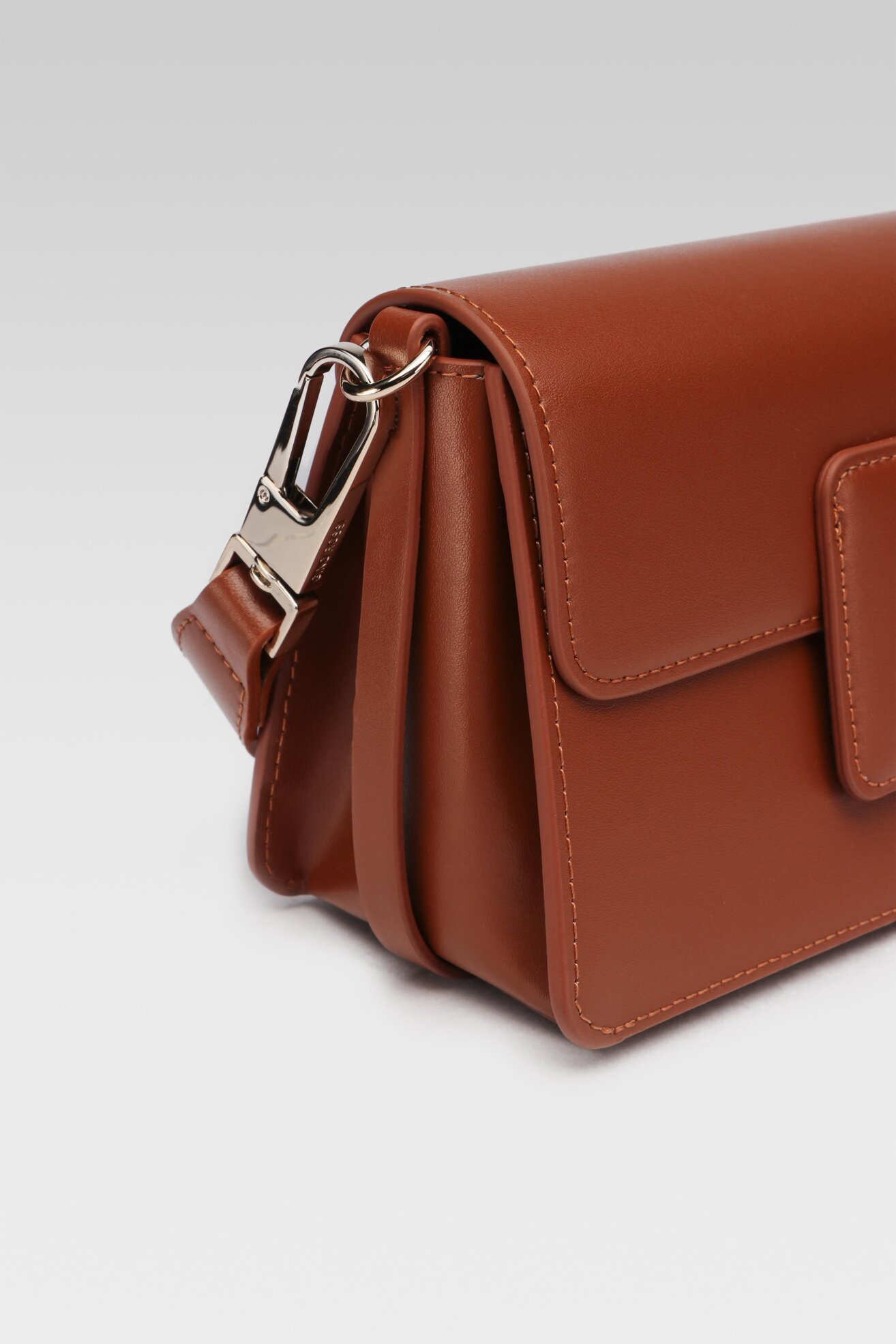 Torebka Gino Rossi RL0595 Camel