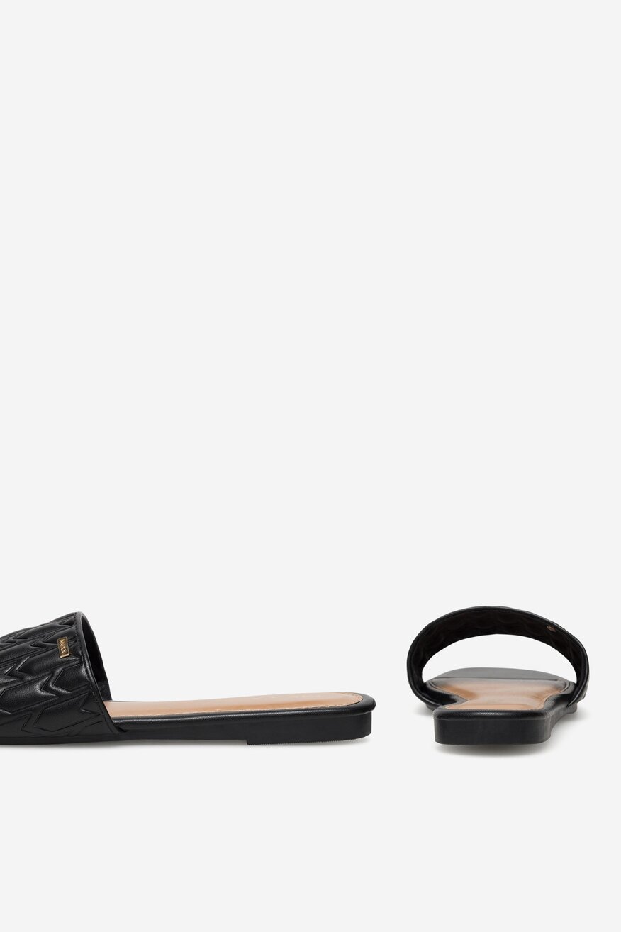 
                Flip-flop Mexx FEKETE - 5905588635079