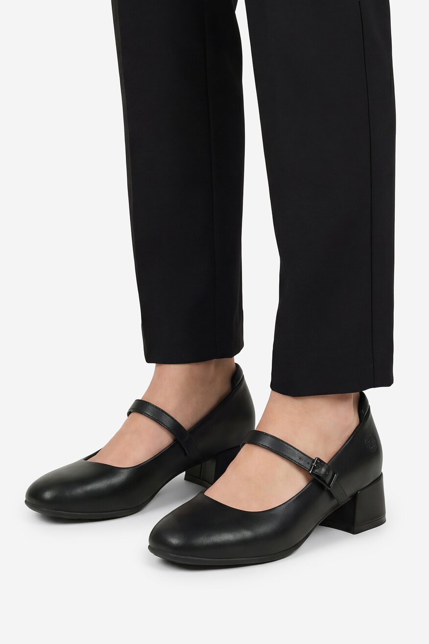 
                        Елегантни обувки Go Soft CEO-DBDS40913-1 ЧЕРЕН - 5906751964286