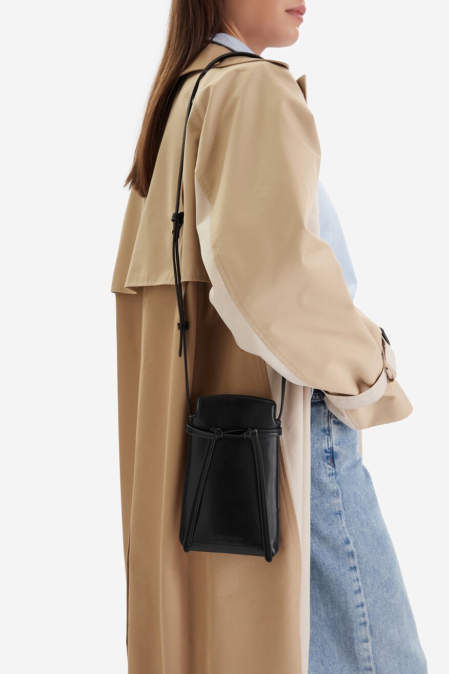 Дамска чанта Gino Rossi ЧЕРЕН - 5906751624937