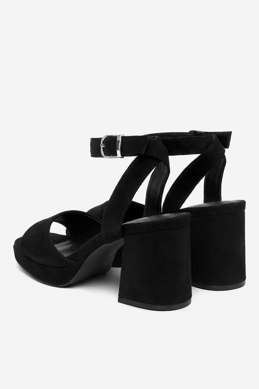 
                DeeZee - Sandały - 5906751753026