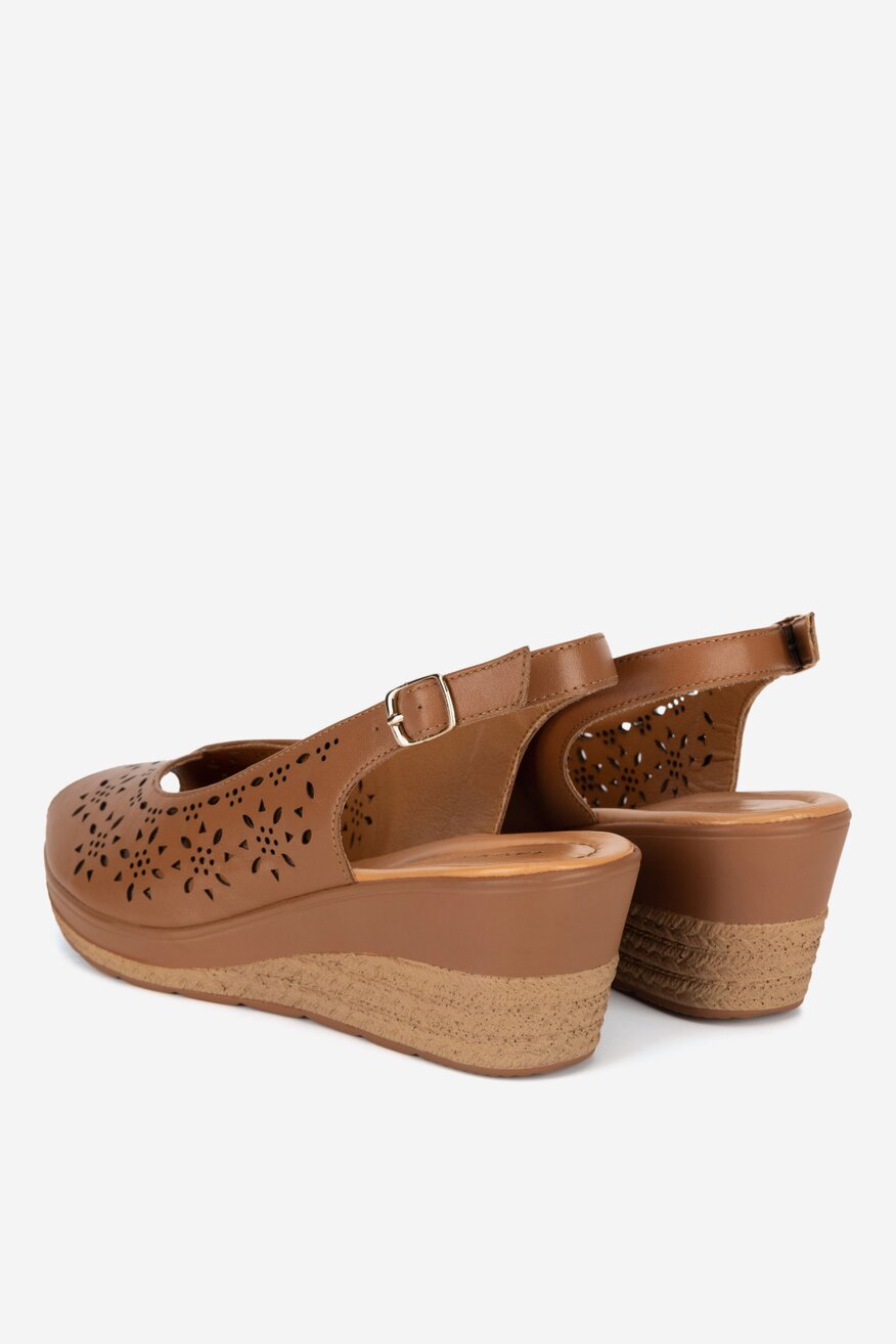 
                Sandale Lasocki CREM - 5905588639701