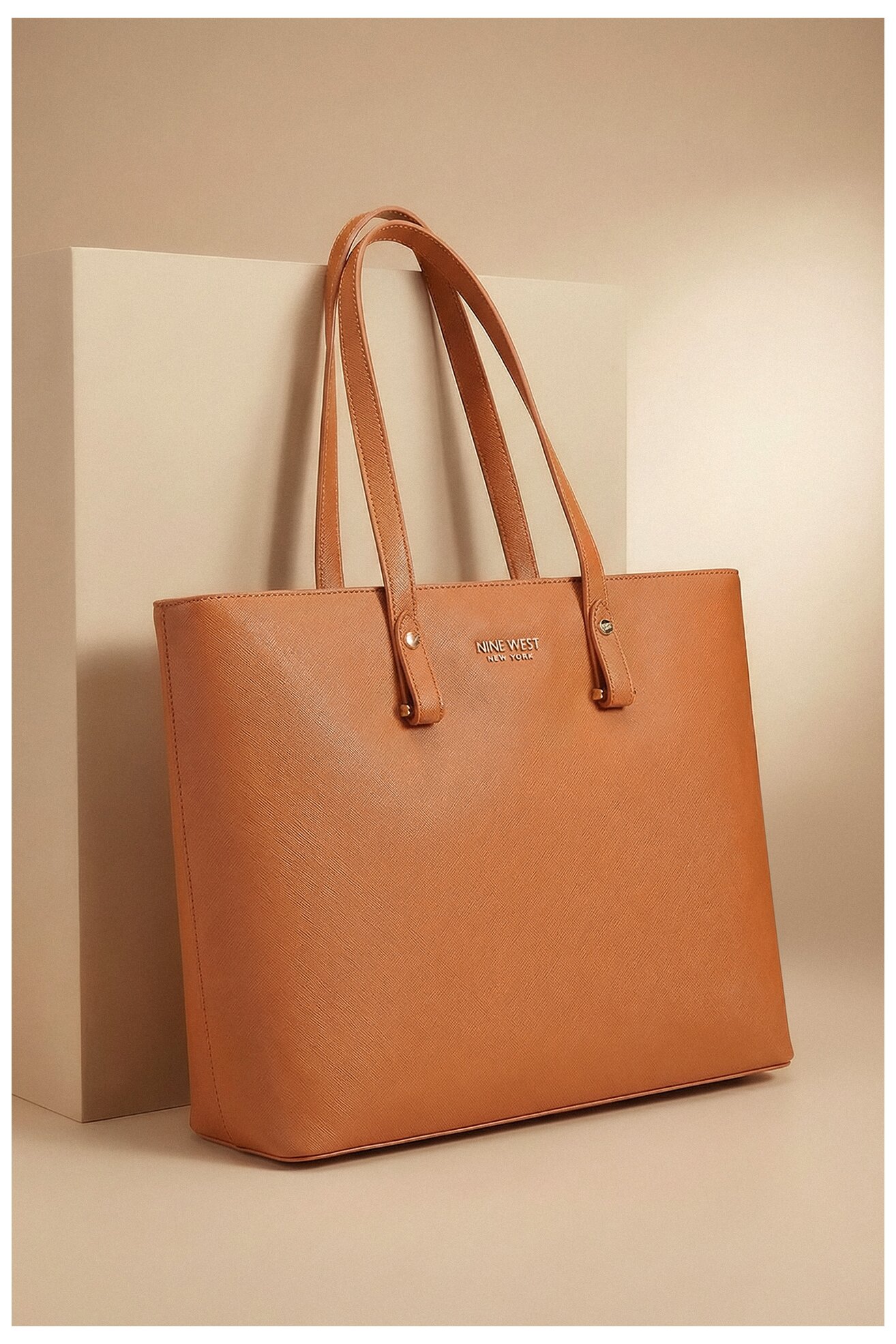 Дамска чанта NINE WEST CEO-MIA-S211024-9 КАМЕЛ