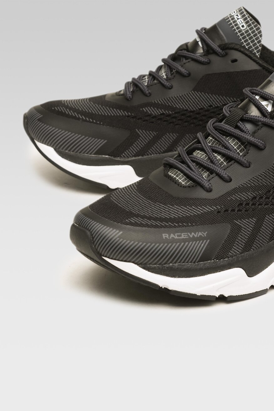 
                Fila - Sneakersy - 8719477723641