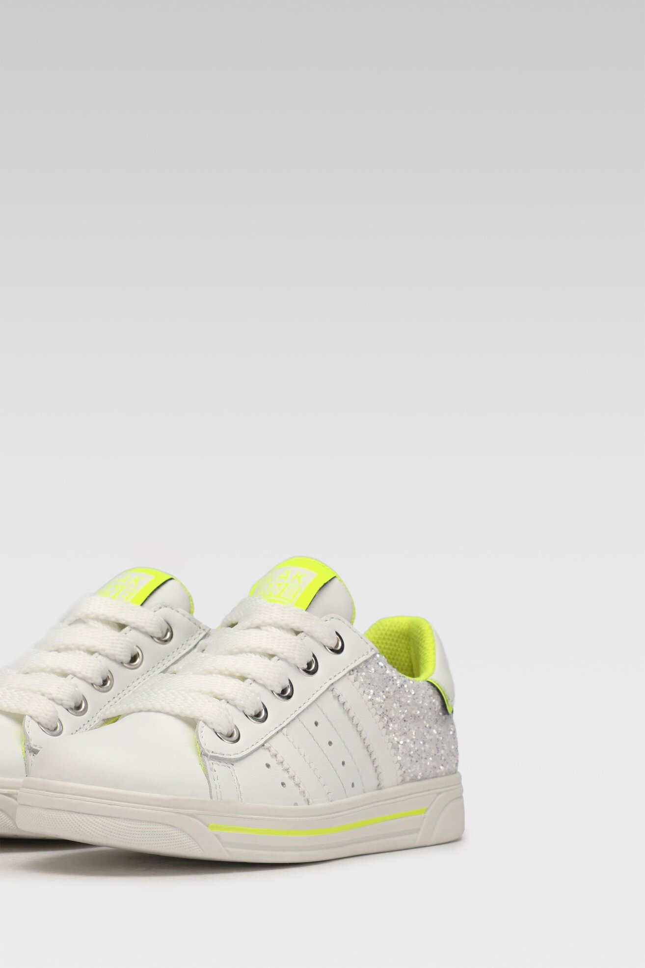 Półbuty Twisty 730350 Biały