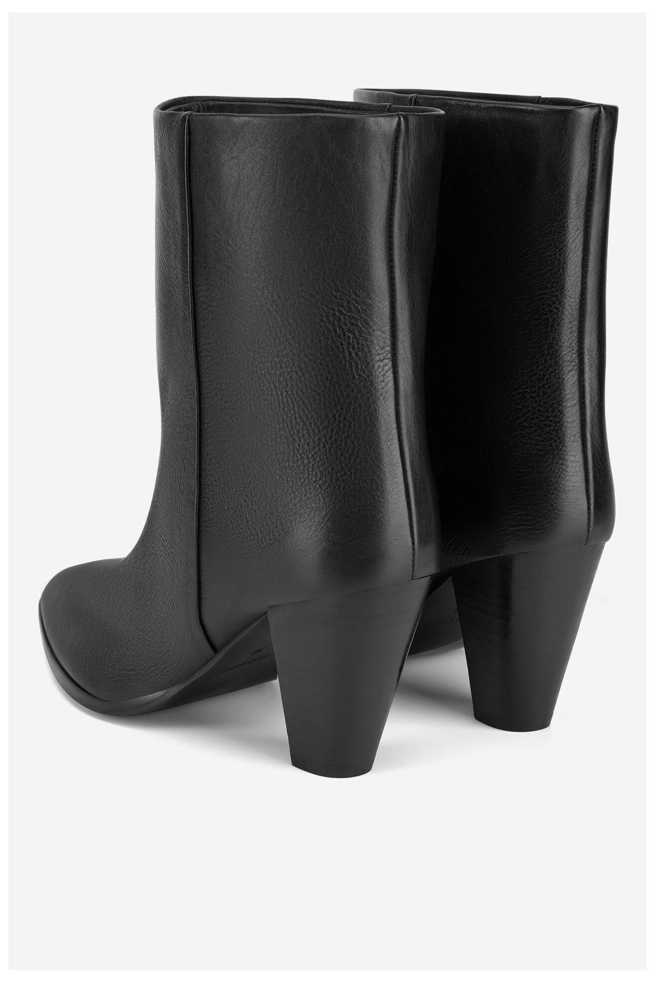 Kotníková obuv Gino Rossi HANYIA-116027 ČERNÁ