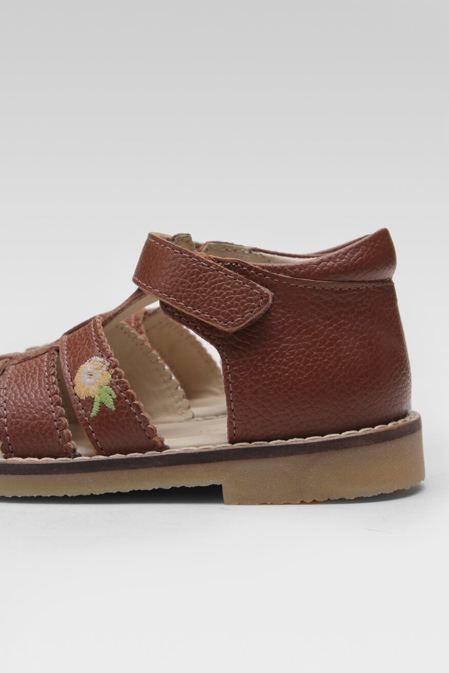 
                Lasocki Kids - Skórzane sandały brązowe - 5904862732817