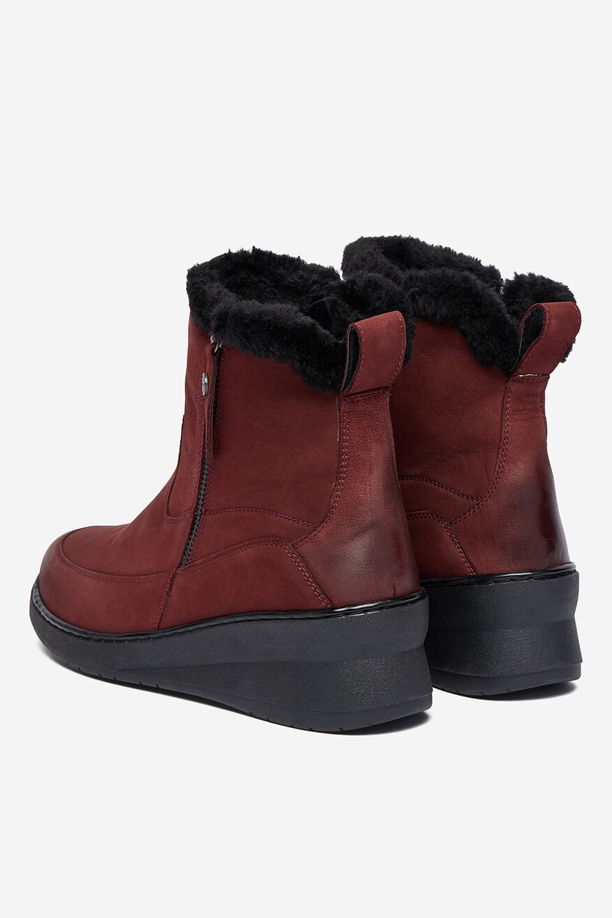 
                Kratke čizme Go Soft BORDO - 5906751232491