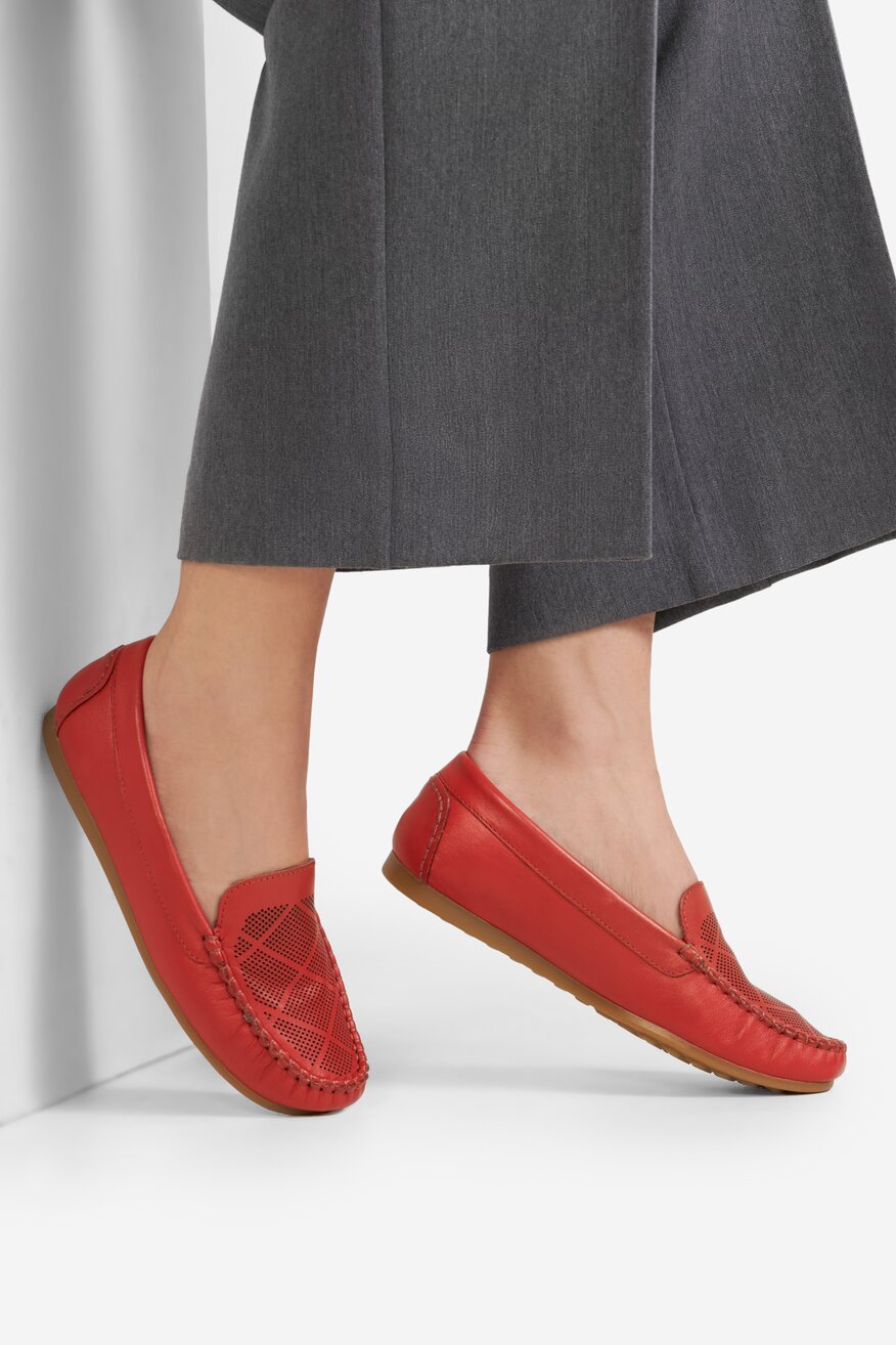 
                Mocasini Lasocki ROŞU - 5904862308791