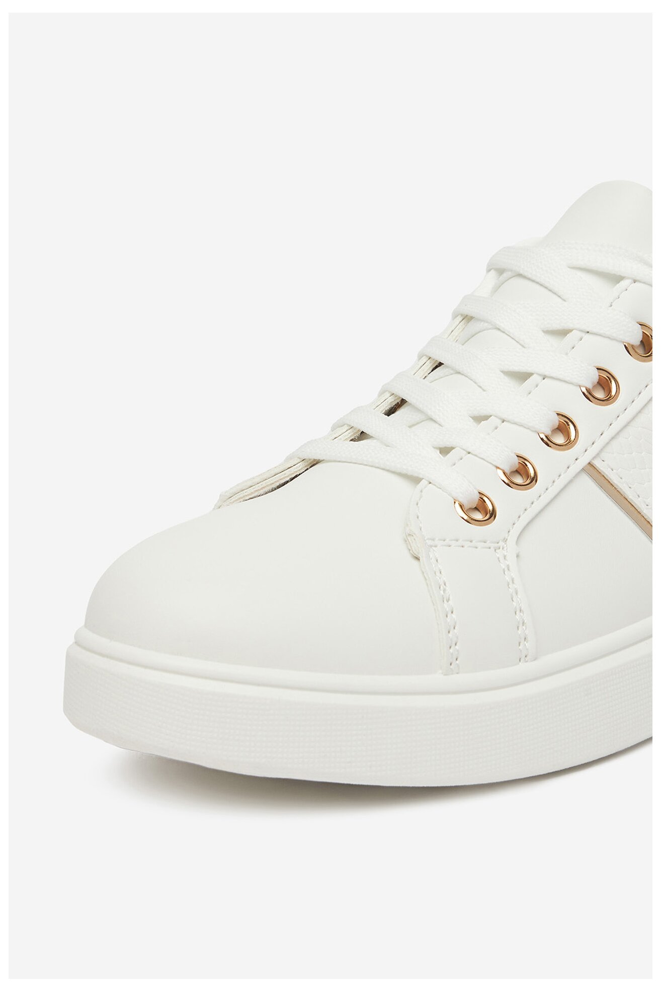 Сникърси DeeZee HD1550 БЯЛ