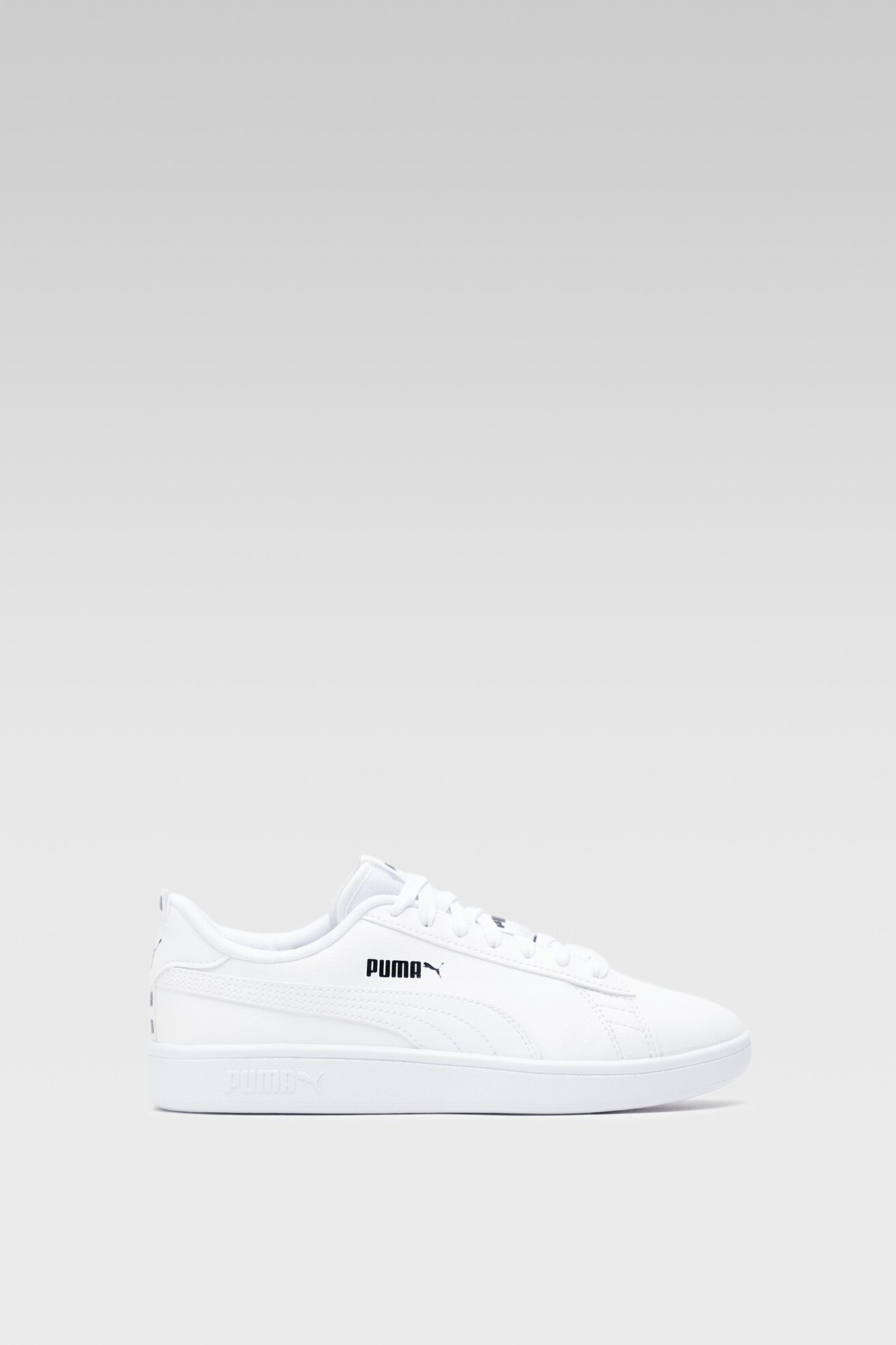 puma smash v2 on feet