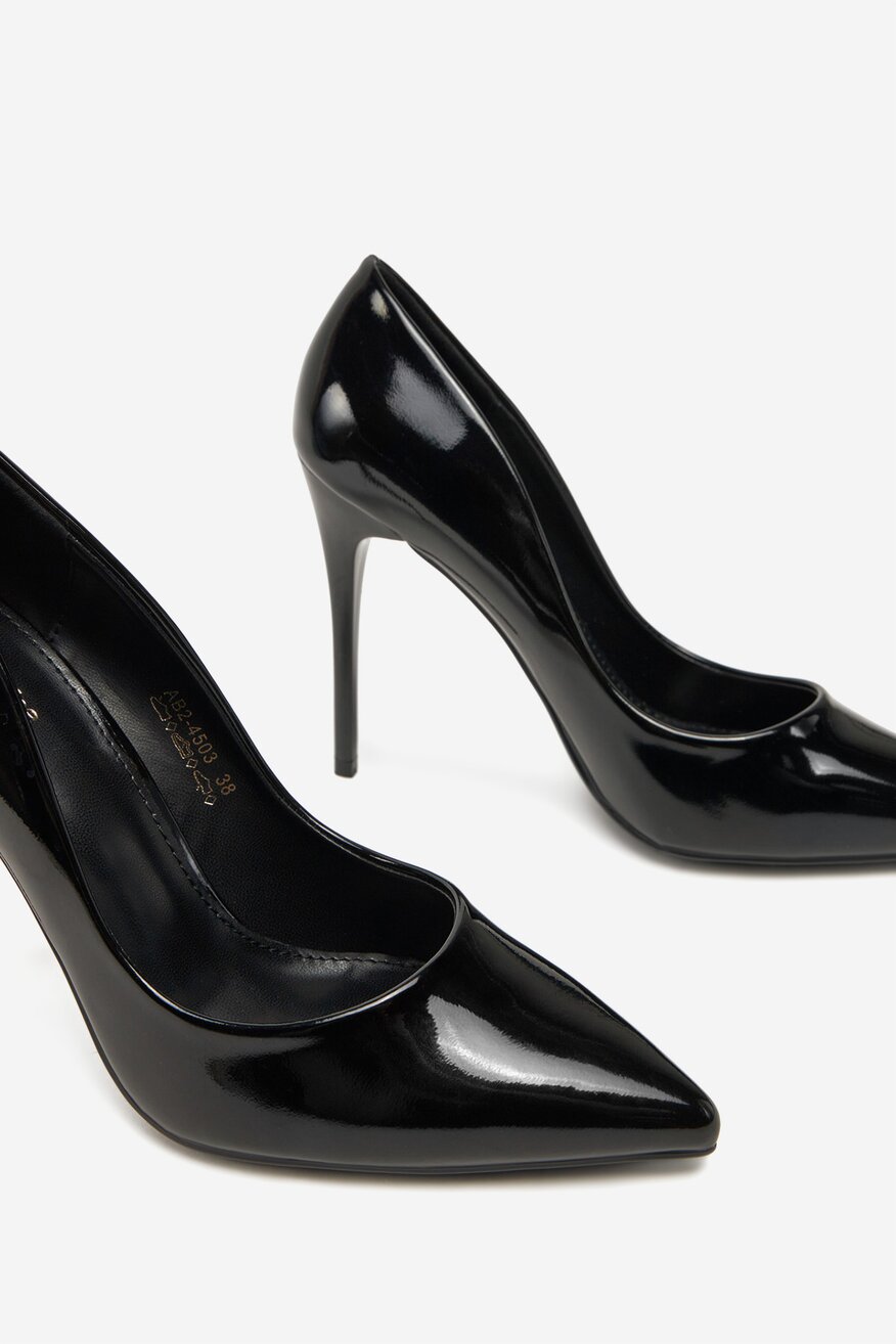 
                DeeZee - Szpilki - 5906751091333