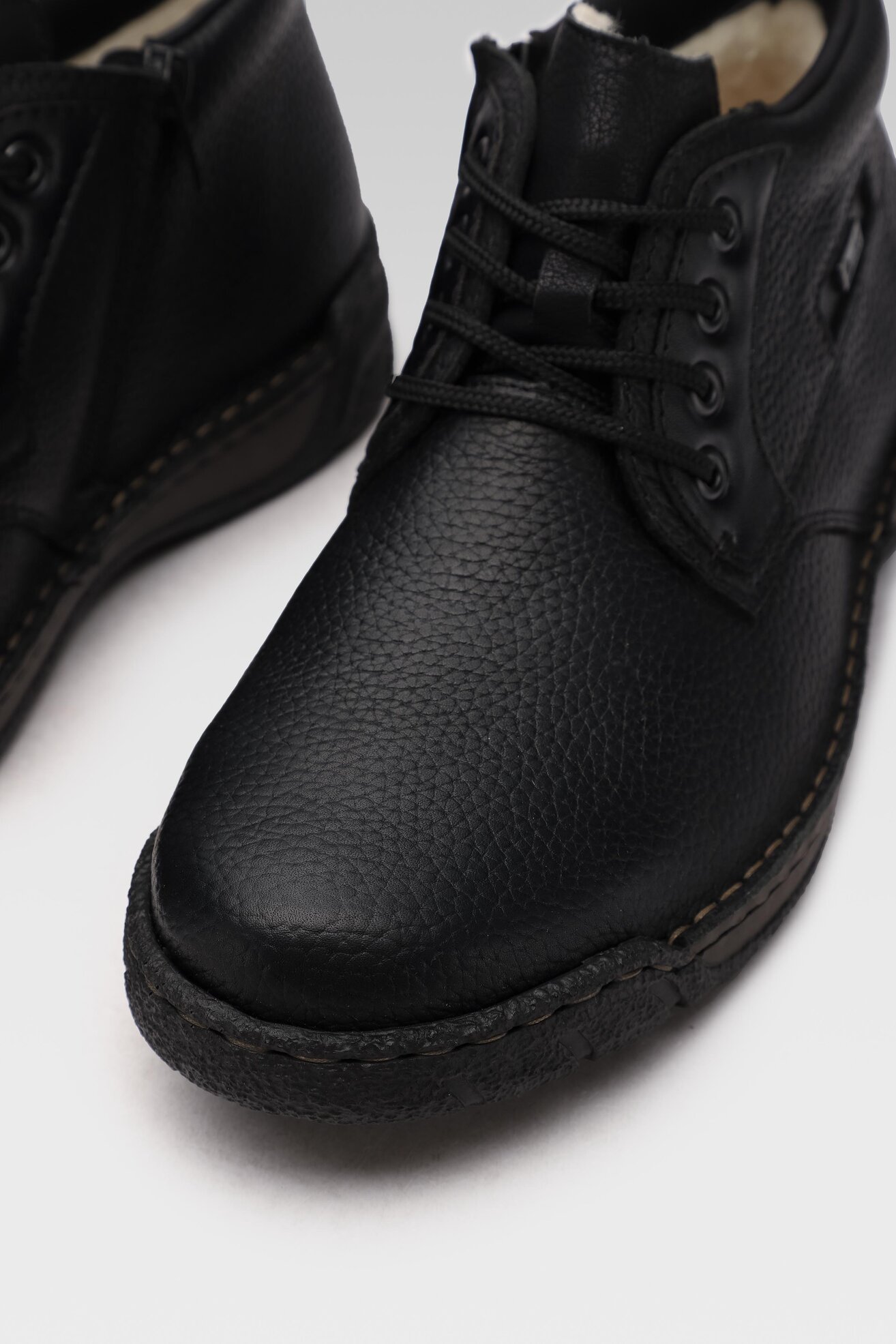 Trzewiki Rieker B0333-00 Czarny