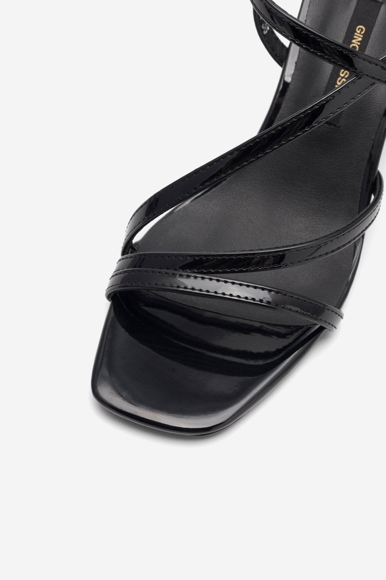 Sandały Gino Rossi V908-57-2 Czarny