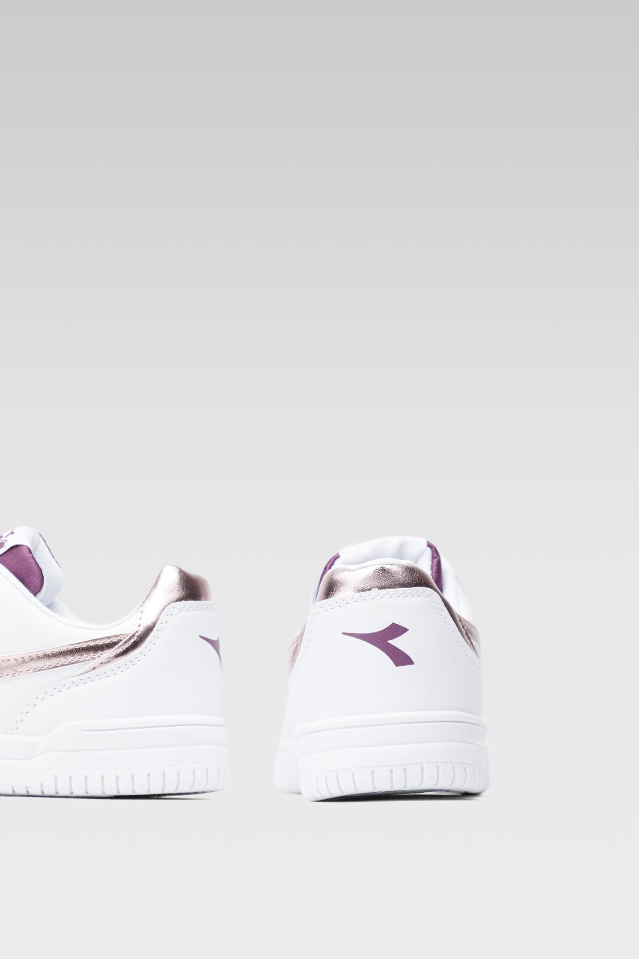 Кросівки спортивні Diadora RAPTOR LOW METALIC SAINT WN DD-101.178641-20006 БІЛИЙ