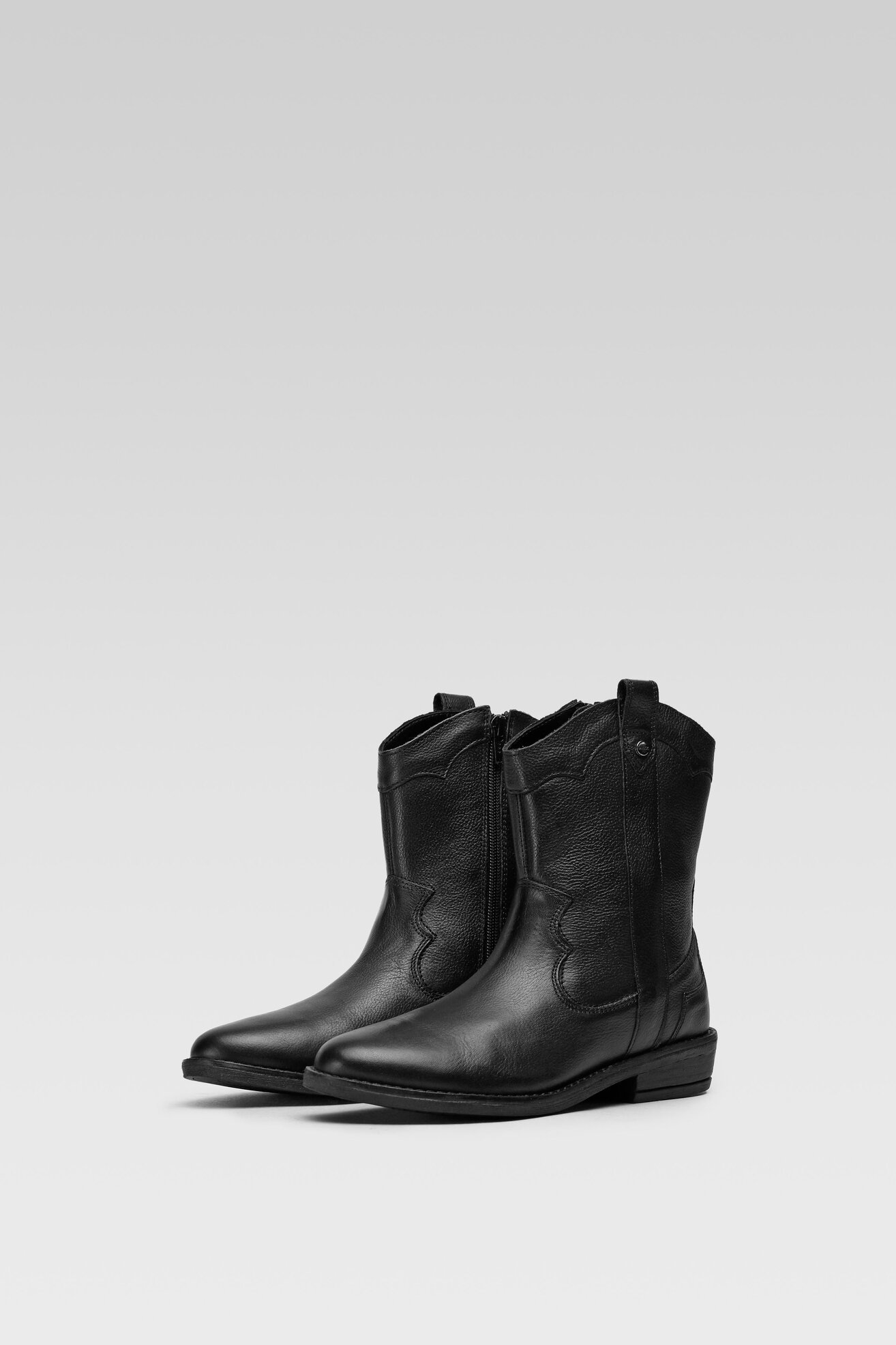 Kozaki Lasocki Young GI12-KEXAS-02 Czarny