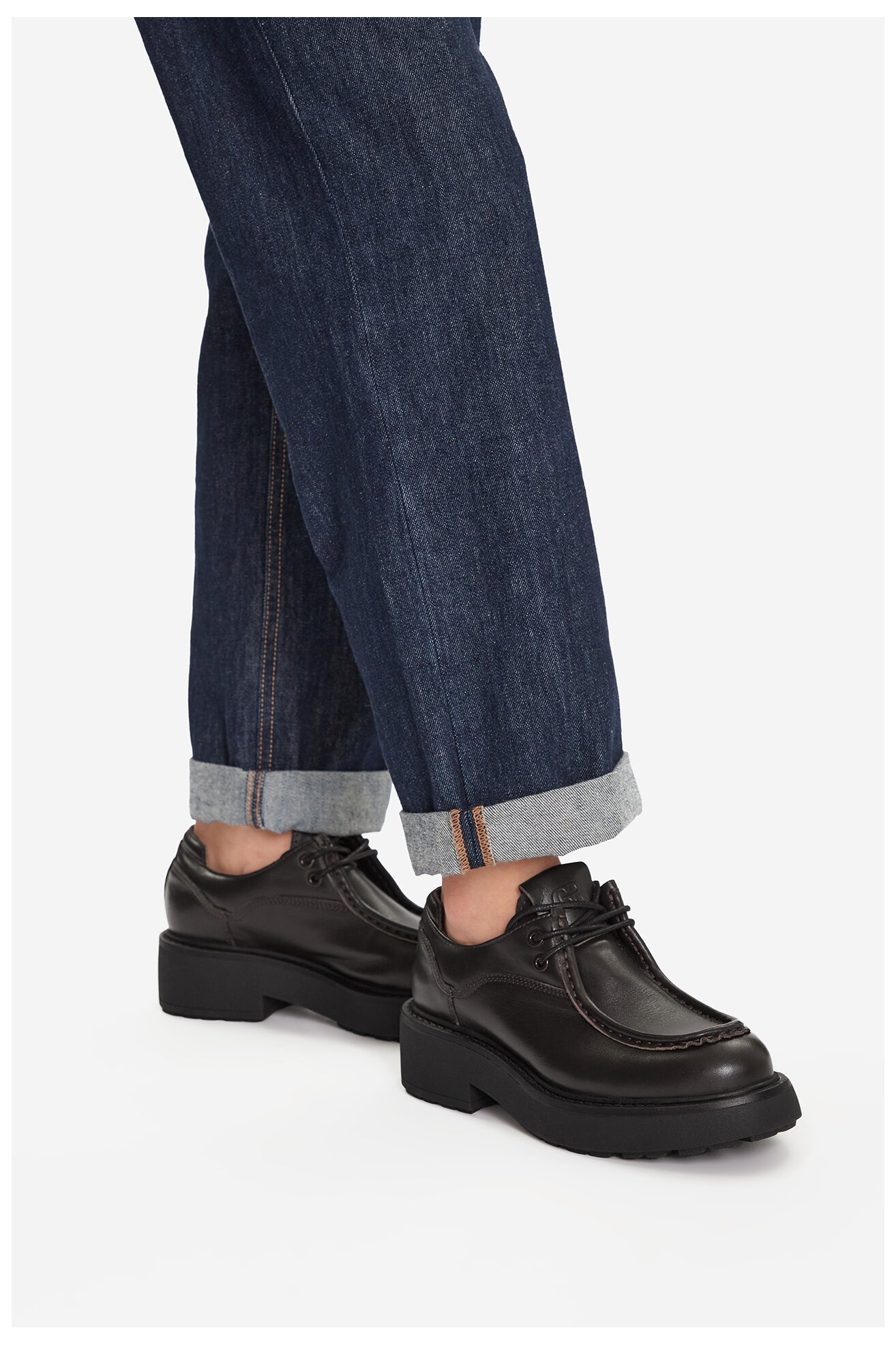 Półbuty Gino Rossi EO-EVI-30309 Brązowy