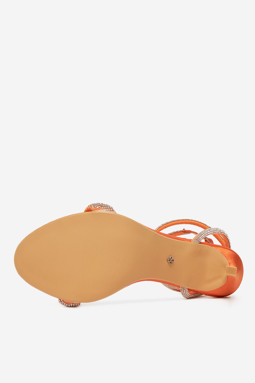 
                DeeZee - Sandały na szpilce - 5906751082546