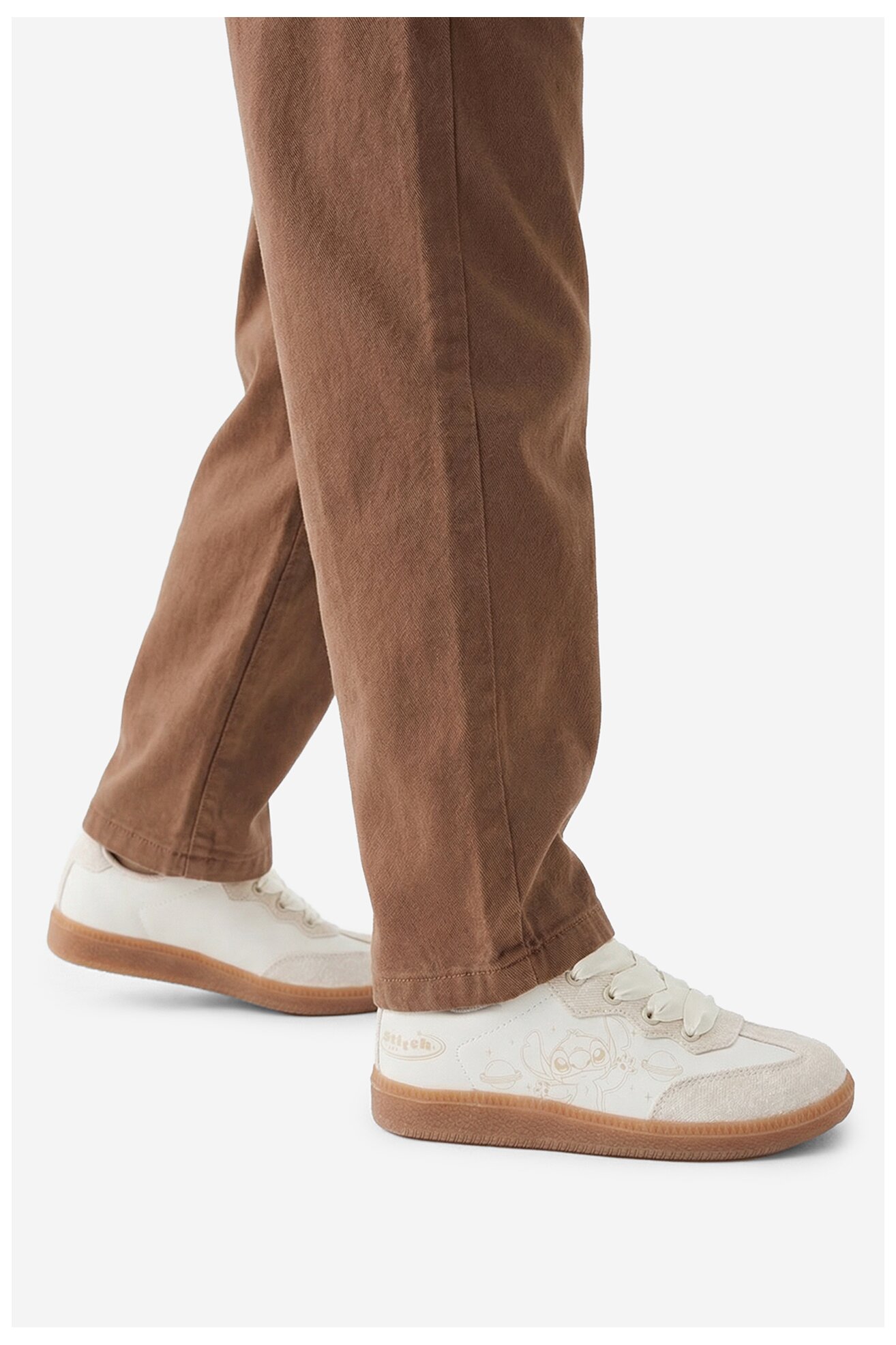 Obuwie sportowe Disney Classics CEO-CP23-SS26-312DCLS-A Beżowy