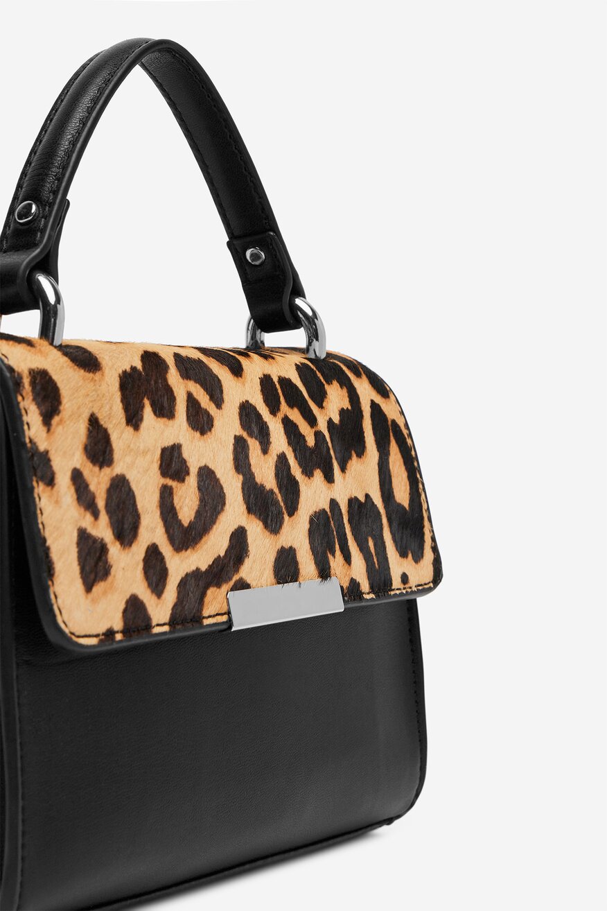 
                Дамска чанта DeeZee КАФЯВ - 5904410924053