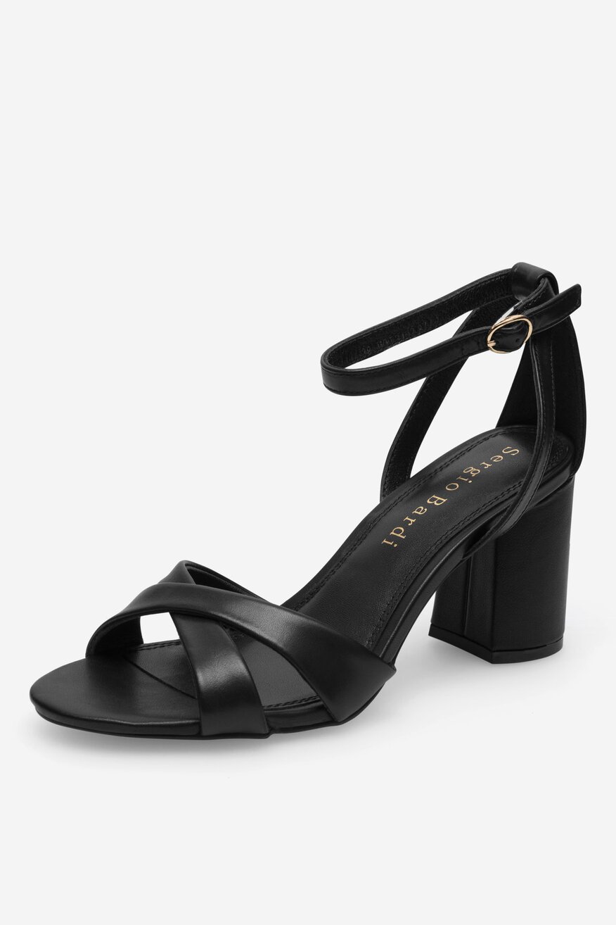 
                Сандали Sergio Bardi ЧЕРЕН - 5905588349990