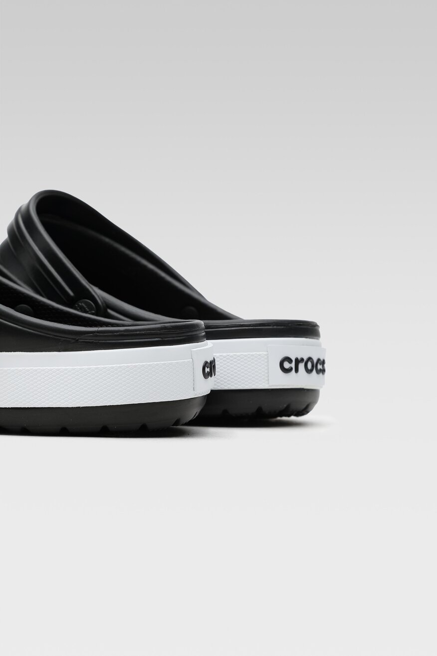 
                Папуче за базен Crocs CRNA - 5903698873589