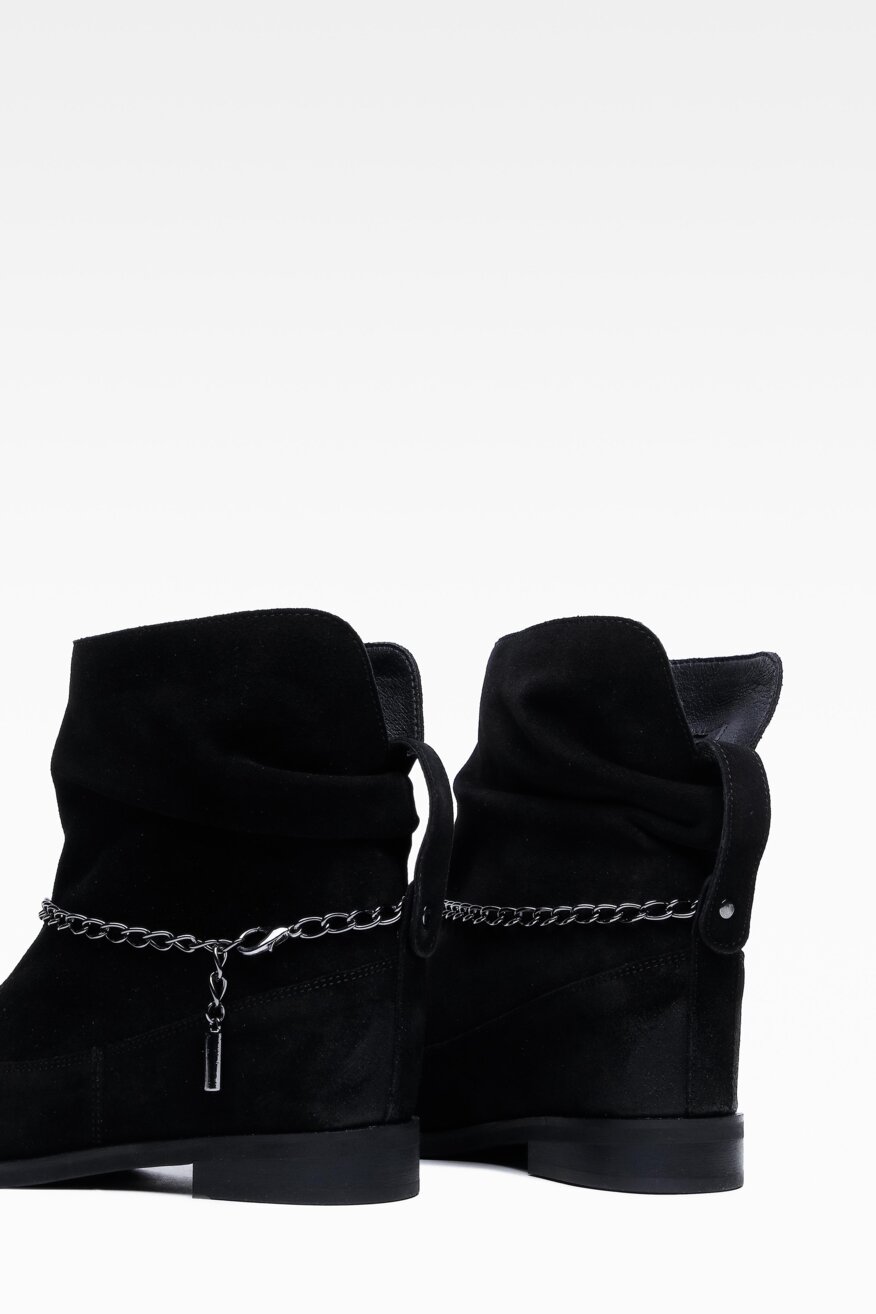 
                Badura - Botki zamszowe - 5904248014841