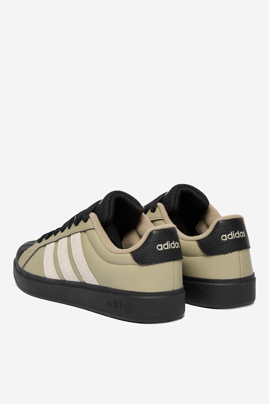 
                Sportcipő adidas SZÜRKE - 5906751469507