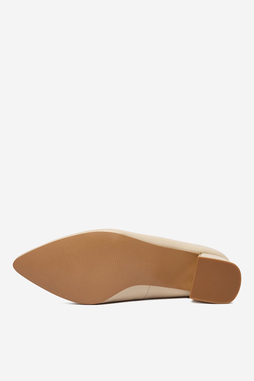 
                Туфлі-Човники Lasocki БЕЖЕВИЙ - 5906751656761