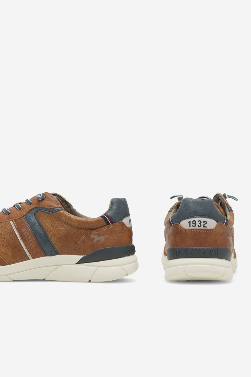 
                Mustang - Sneakersy - 5905588284017