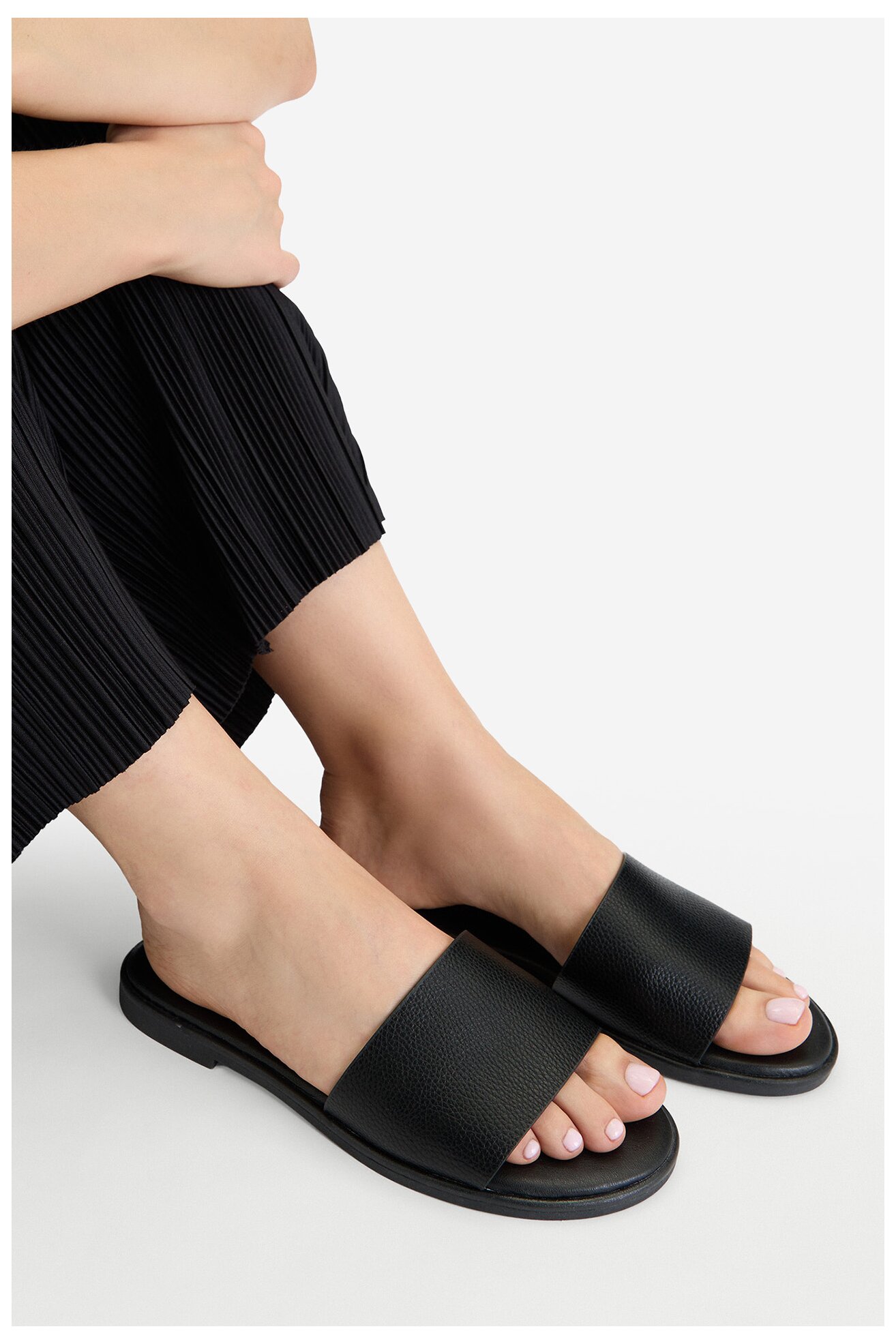 Шльопанець Jenny CEO-WYL0710-2 ЧОРНИЙ