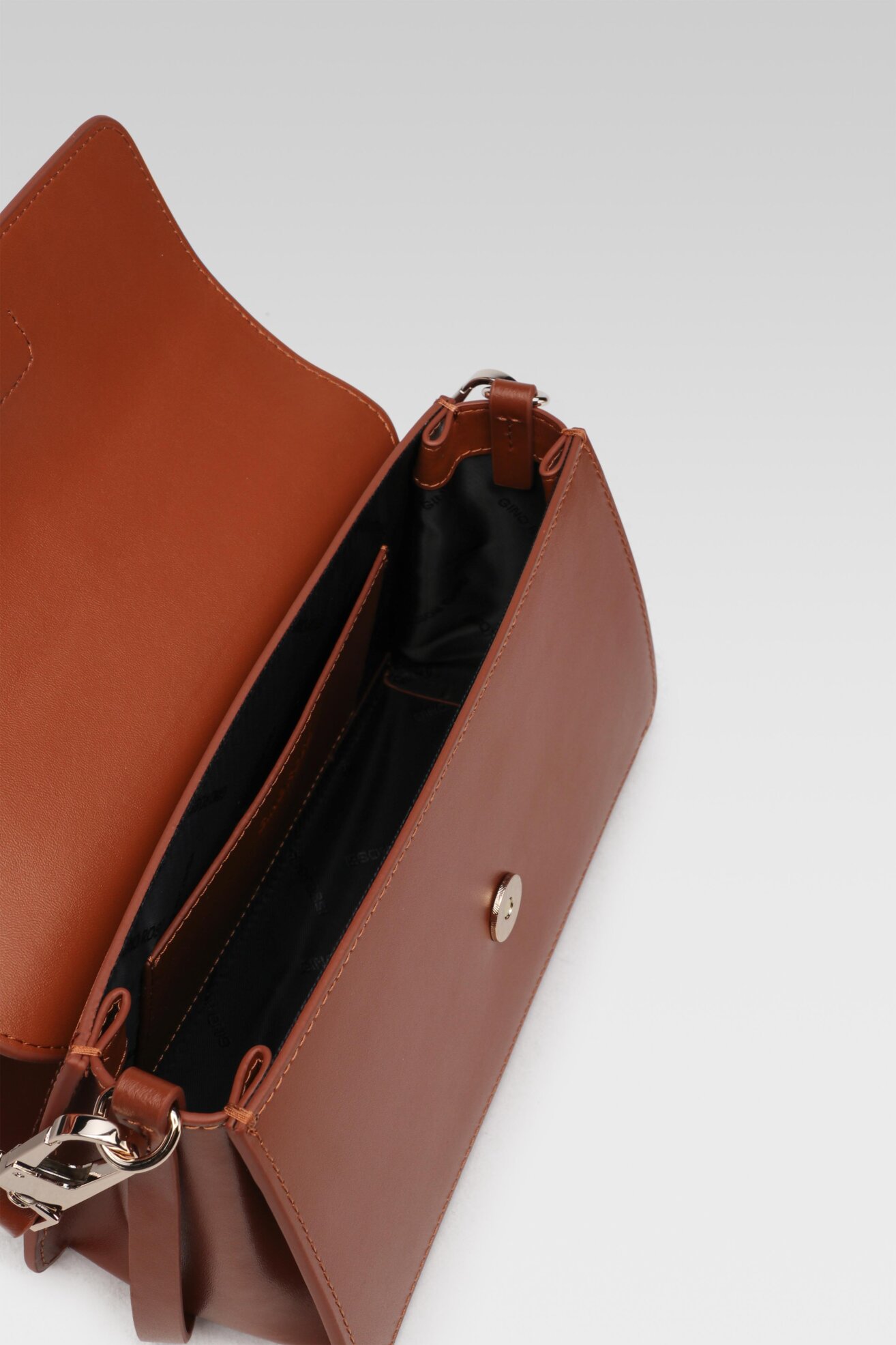 Torebka Gino Rossi RL0595 Camel