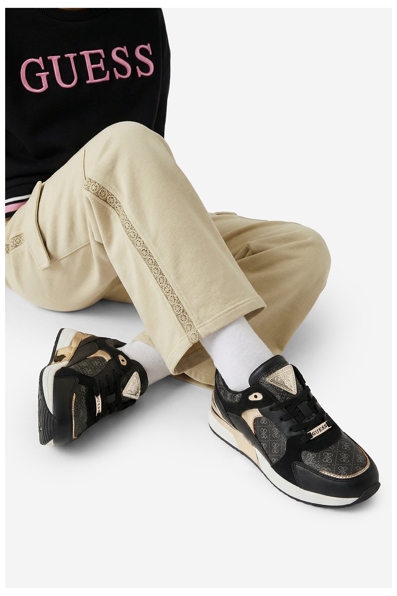 Sneakers GUESS CEOWB-CS24049-01 Czarny