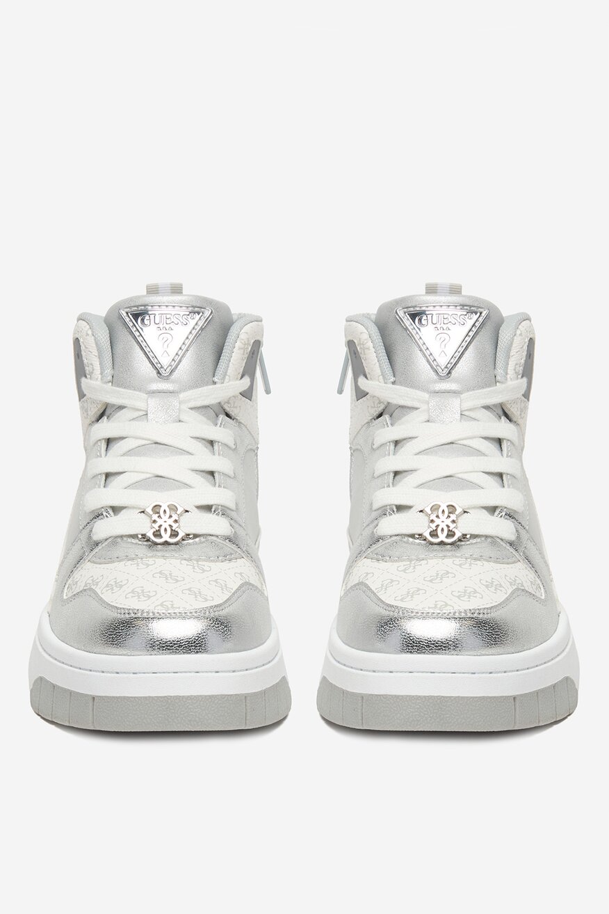 
                Сникърси GUESS KIDS СРЕБРИСТ - 5906751705735